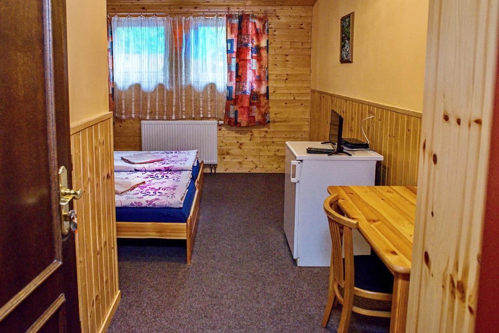 Penzion Radosov Ubytovani V Soukromi Kyselka  外观 照片